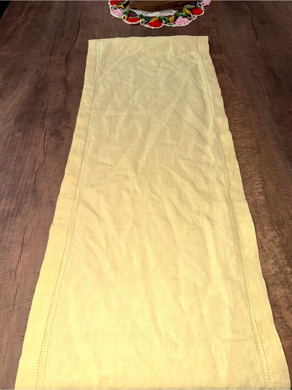 Williams Sonoma Yellow Linen Table Runner Hemstitch